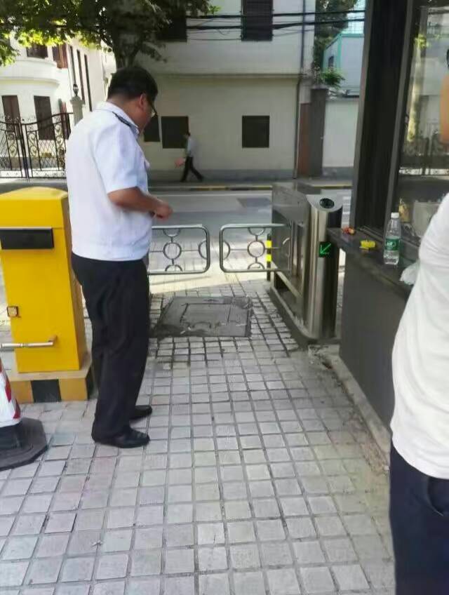 小區擺閘通行效果