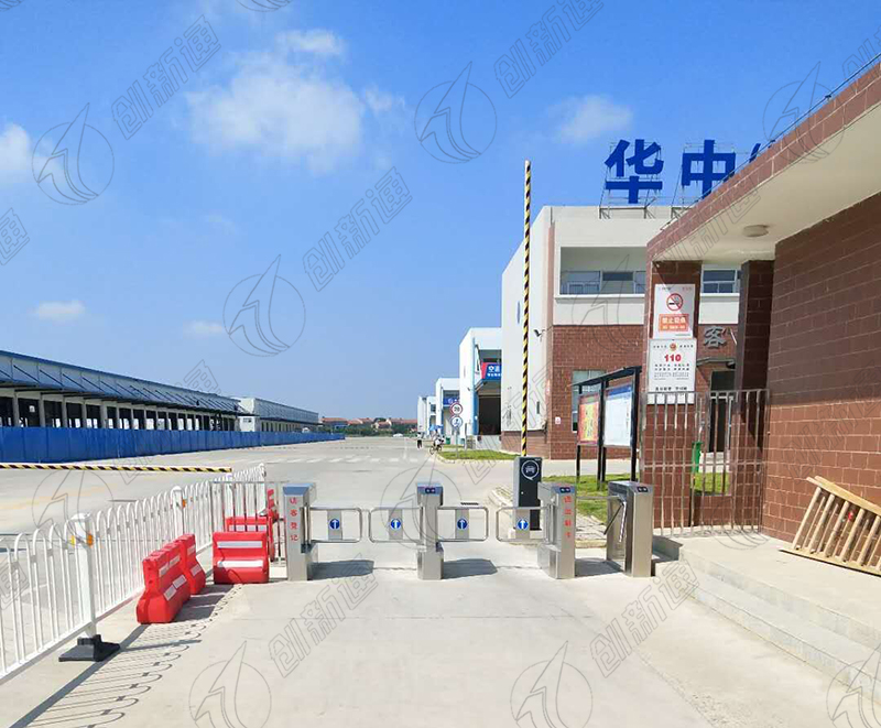 兩通道擺閘加一通道三輥閘案例
