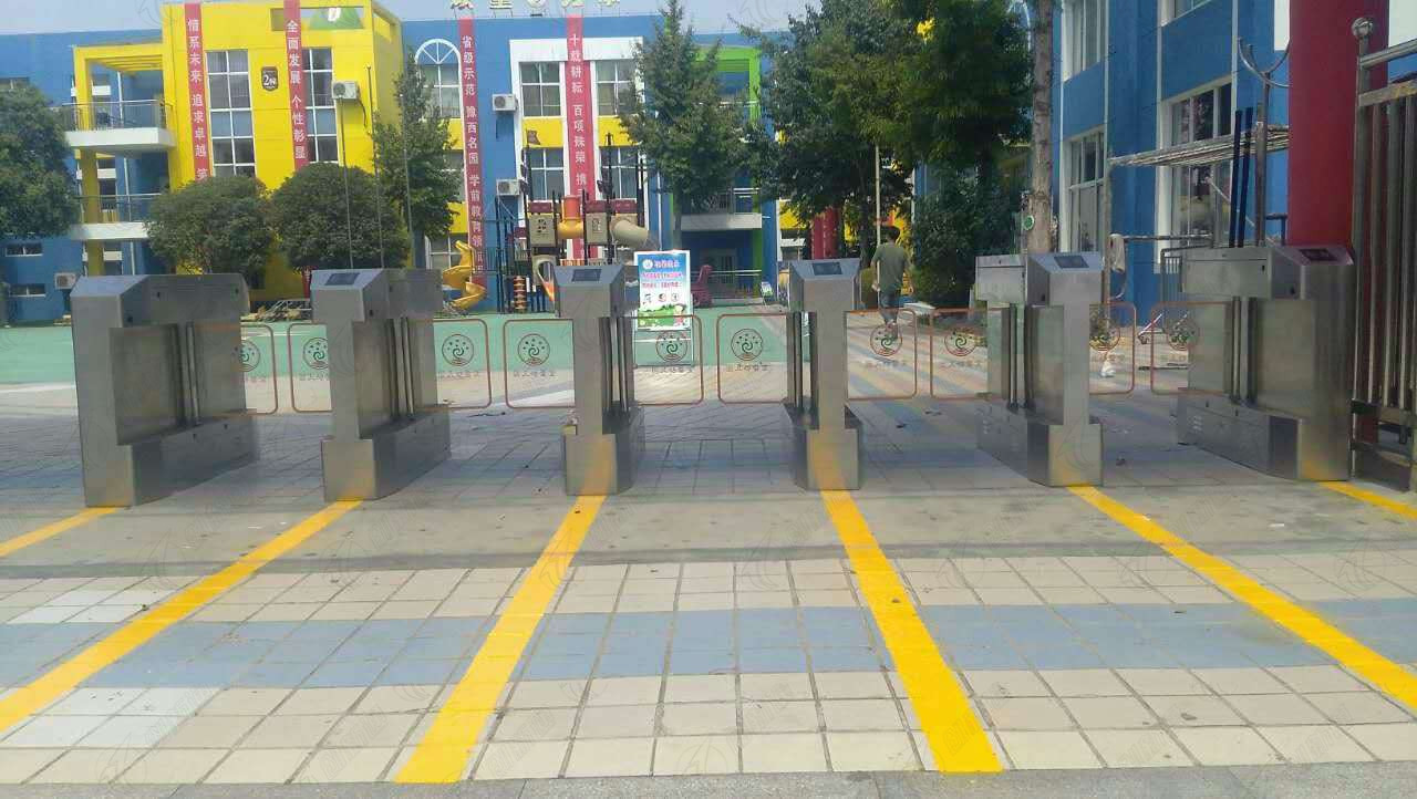 幼兒園擺閘案例
