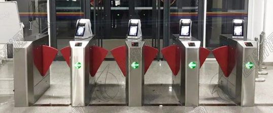 人臉識別閘機進入校園有那些優(yōu)勢？